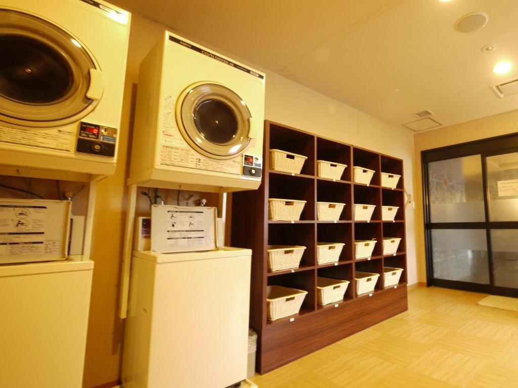 Hotel Route-Inn Ichinomiya Ekimae Bagian luar foto